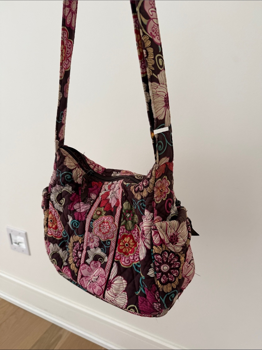 Vera Bradley Quilted Floral Crossbody Bag with adjustable strap - Picture 3 of 5